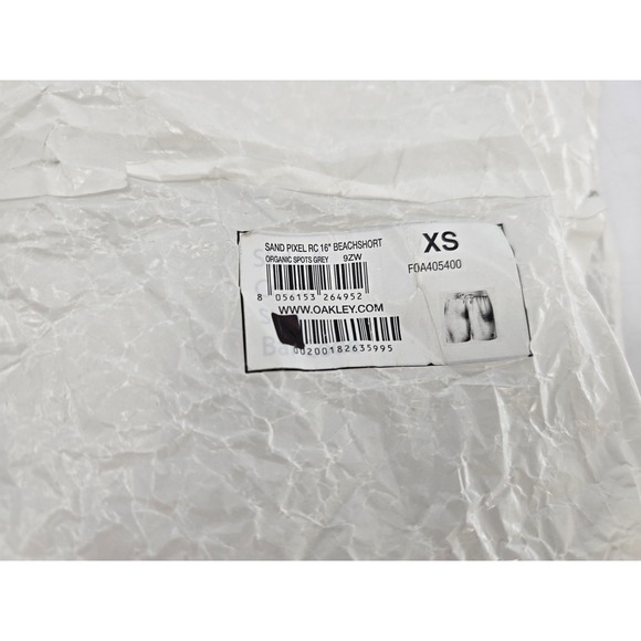 NWT Oakley Men's Sand Pixel Recycled 16" Beachshort - Color Grey - Size XS - Picture 3 of 10